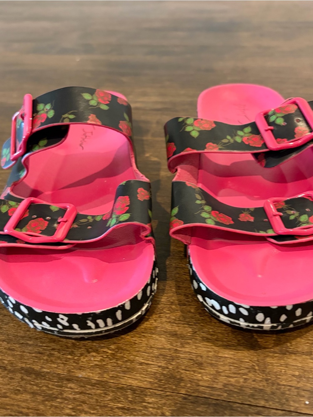 ❤️sold❤️Betsy Johnson Arti Pink Rose Floral Slide Sandals Size 9 - Picture 2 of 5